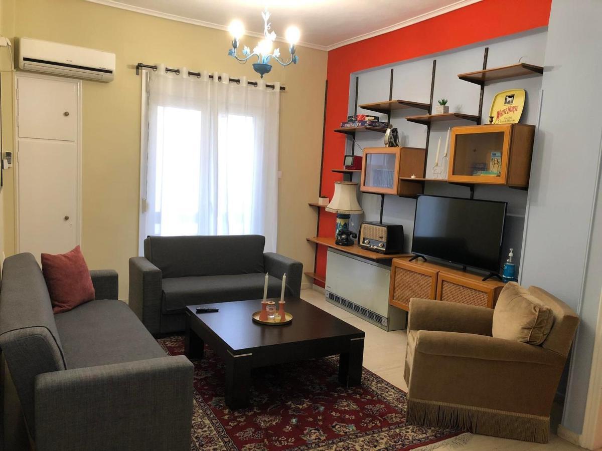 Olive - Happyhostgr - Downtown